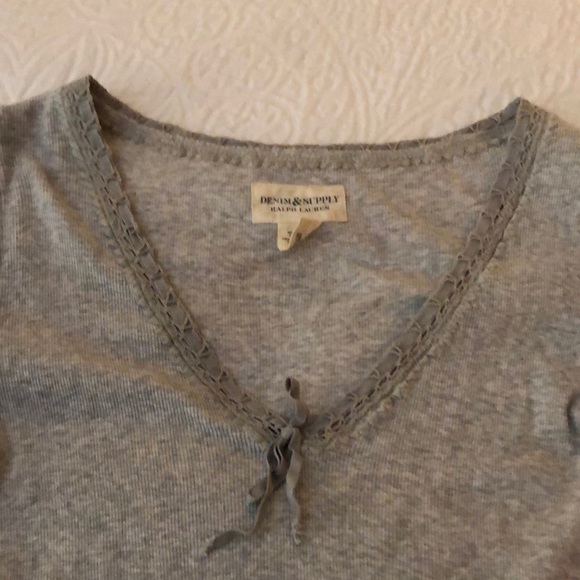 Ralph Lauren t shirt - Picture 3 of 4